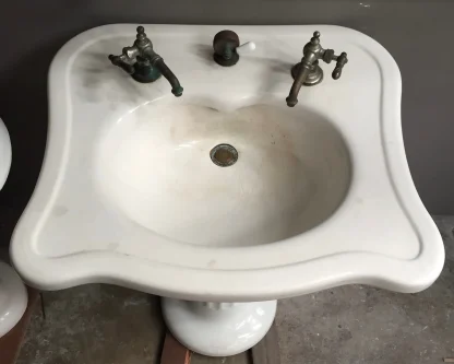 1904 Thomas Maddock’s Son’s Pedestal Sink - Image 2