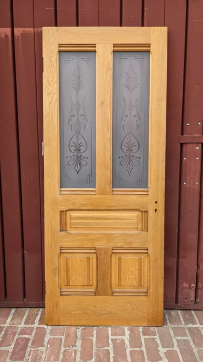 Victorian Westlake Door with Cut Glass Panels - Image 4