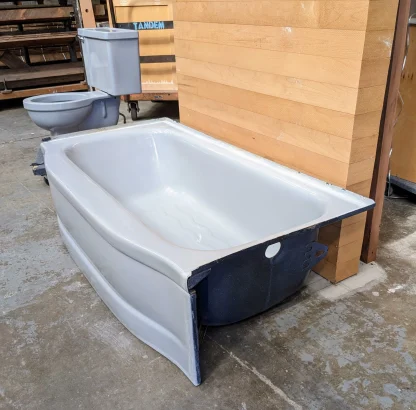 1955 Vintage Briggs Bathtub in Light Grey - Image 4