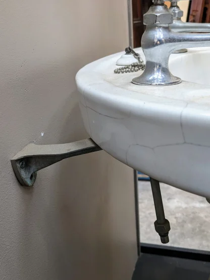 Vintage Pedestal Sink with Faucets - Image 5