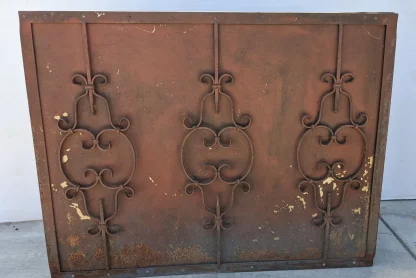 Vintage Scrollwork Metal Screen - Image 4