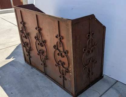 Vintage Scrollwork Metal Screen - Image 5