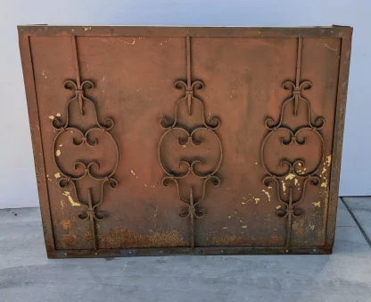 Vintage Scrollwork Metal Screen - Image 2