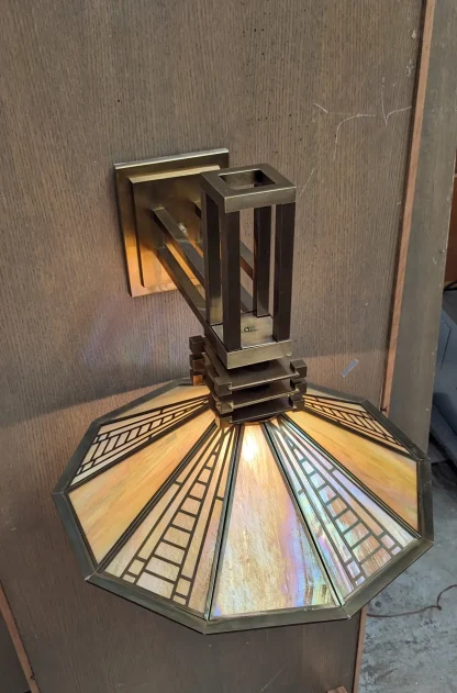 Vintage Fredrick Ramond Arts & Crafts Wall Lamp - Image 4