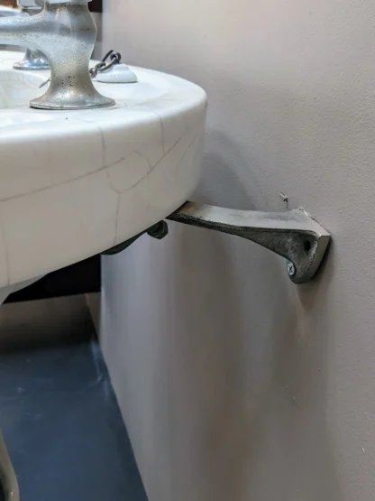 Vintage Pedestal Sink with Faucets - Image 2