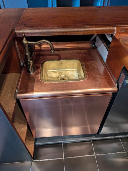 English Pub Style Mahogany Bar with Fixtures and Appliances - Image 12
