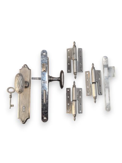 Birch Castle Door Hardware